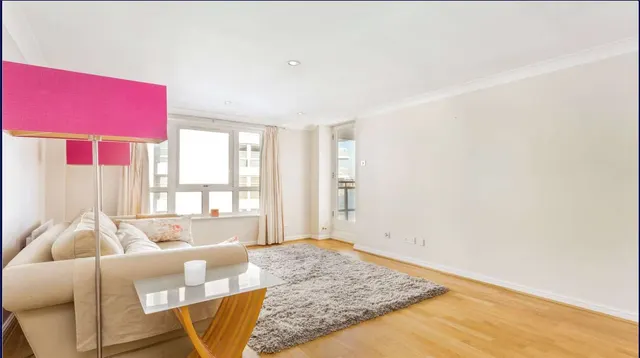 2 bedroom flat — Galleons View, 1 Stewart Street, London, E14 3EX