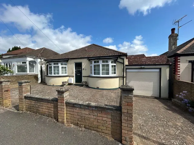 Haig Avenue, Rochester, Kent, ME1 2RZ, photo 1