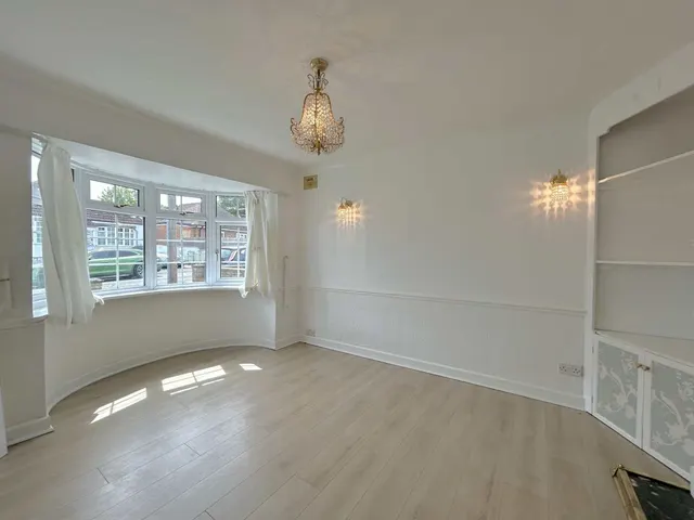 Photo 2 — Haig Avenue, Rochester, Kent, ME1 2RZ