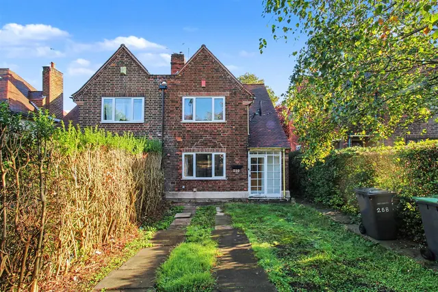 Wollaton Road, Beeston, NG9, photo 1
