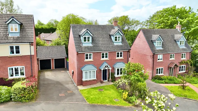Moat Lane, Woore, CW3, photo 1