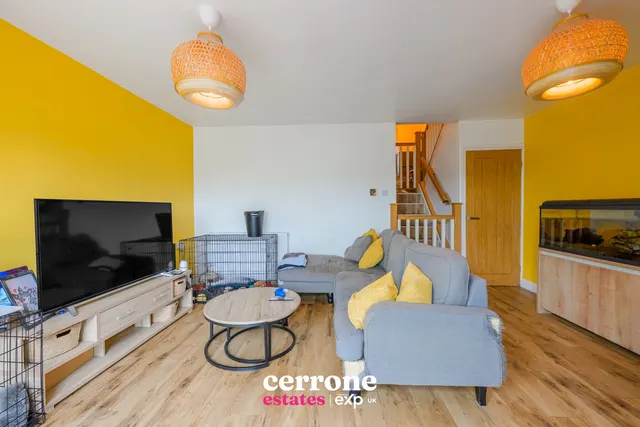 Photo 3 — Dowlers Hill Crescent, Greenlands, Redditch, B98 7QZ