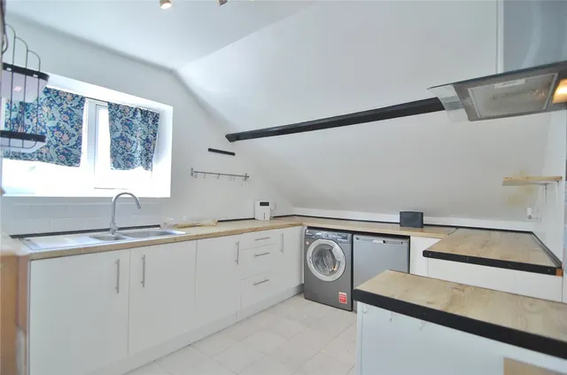 New Street, Kings Stanley, GL10, photo 2