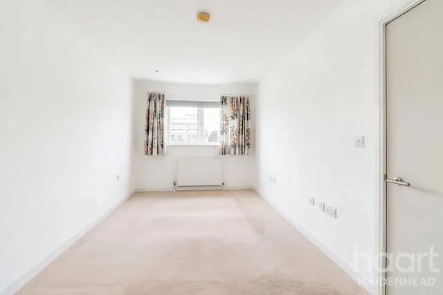 Moorbridge Road, SL6, photo 3