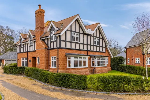 Petwood Oaks, Woodhall Spa, LN10, photo 1