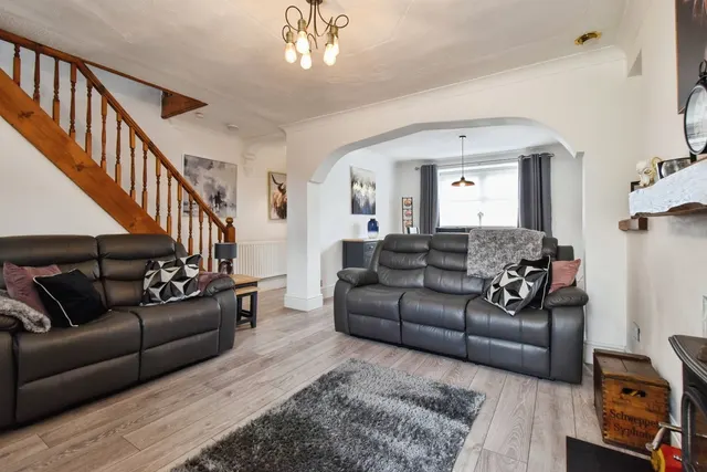 Cwmamman Road, Glanamman, SA18, photo 3