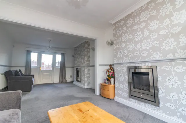 Photo 3 — Kitchener Road, Leicester, Leicester, LE5 4AS