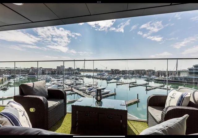 Ocean Way, Southampton, SO14, photo 1