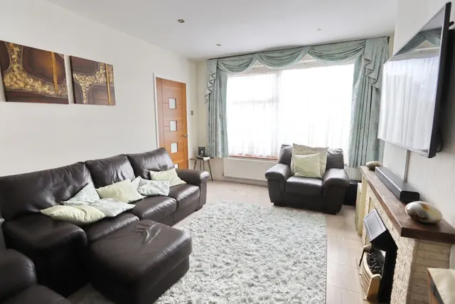 Standmoor Road, Whitefield, M45, photo 3