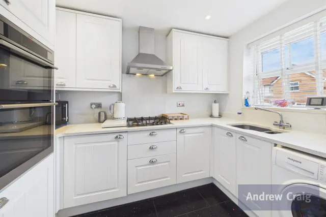 Halesworth Drive, Havelock Park, SR4, photo 3
