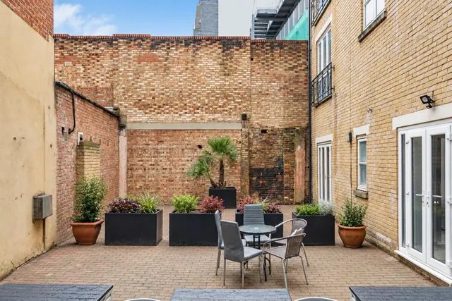 Raven Row, London, E1, photo 2