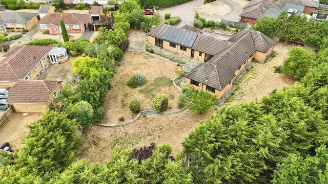 Photo 3 — Donovan Court, Northampton, Northamptonshire, NN3