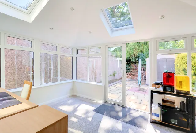 Photo 3 — Darley Close, Croydon, Croydon, CR0 7QH