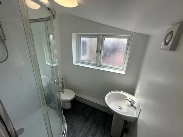 Chapel Street, NG17, photo 3
