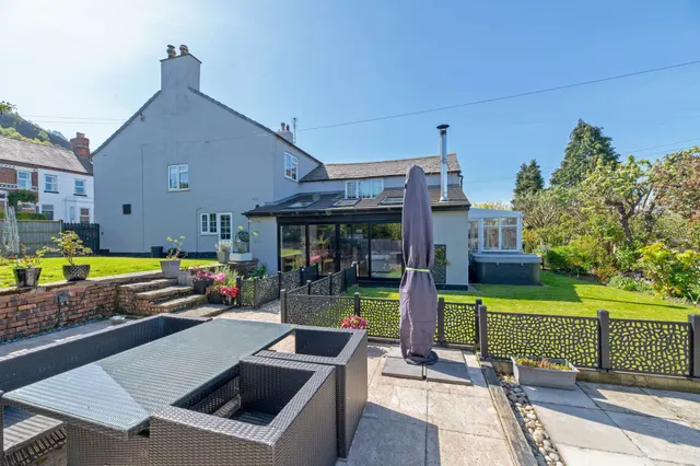 Chester Road, Frodsham, photo 1