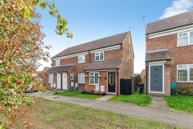 Edmonds Drive, Stevenage, SG2, photo 1