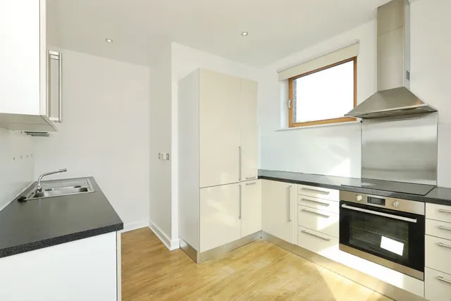 Photo 3 — Ecclesall Road, SHEFFIELD, South Yorkshire, S11