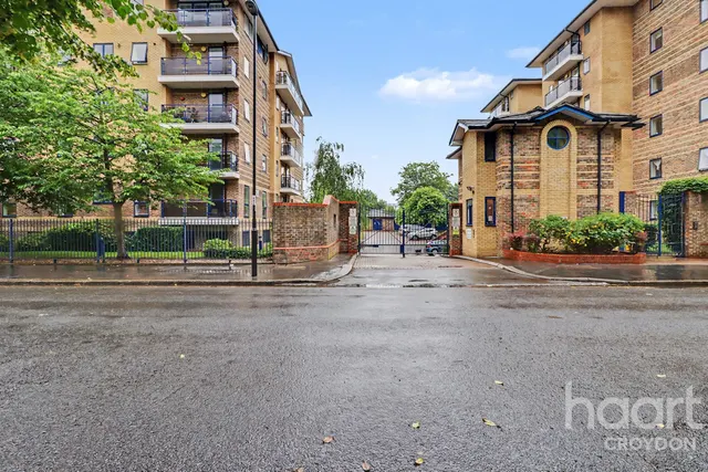 Tavistock Road, Croydon, CR0, photo 1
