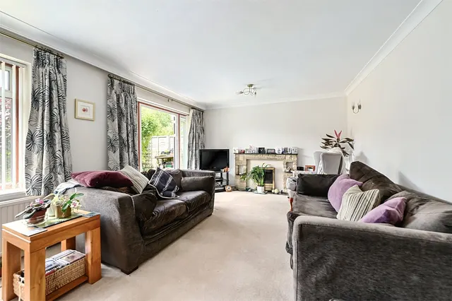 Photo 3 — Curzon Drive, Church Crookham, Fleet, Hampshire, GU52 6JL