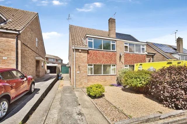 Bucklers Mead Road, Yeovil, BA21, photo 1