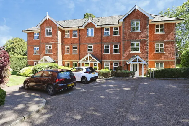 Caldicott Court, Hitchin, photo 1