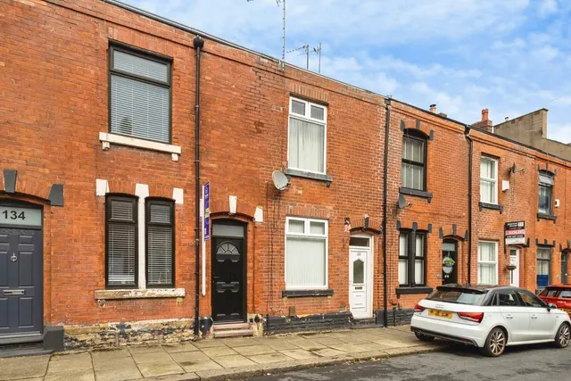 Hope Street, Greater Manchester, SK16, photo 1
