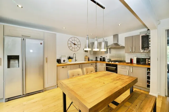 Castle Lodge Avenue, Rothwell, LS26, photo 3