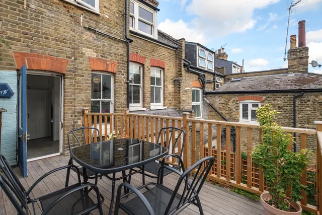 Hillfield Avenue, London, N8, photo 3