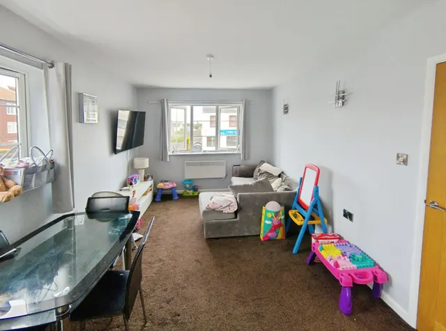 Manor Court, Roman Bank, PE25, photo 2