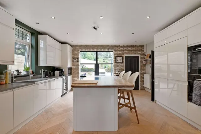 Oxford Road, Tilehurst, RG31, photo 2