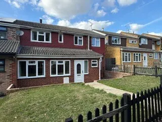Julius Gardens, Luton, LU3, photo 1