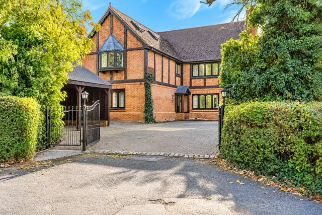 Sheldons Lane, Hook, RG27, photo 1