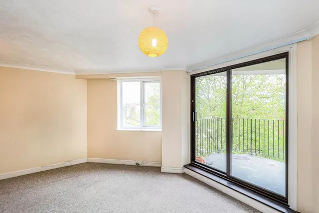 Clarence Road, Gosport, PO12, photo 3