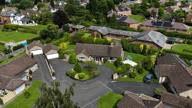 Greenhills Close, Charlton Kings, GL53, photo 1