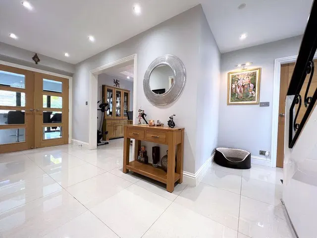 Photo 2 — High Wycombe, Buckinghamshire, HP13 5JY