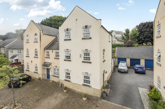 Temeraire Road, Plymouth, Devon, PL5