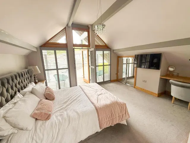 Photo 2 — Brazengate, Long Ashes Park, Threshfield, BD23 5PN