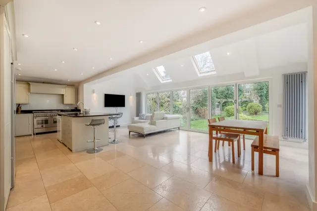 Ashley Road, Epsom, KT18, photo 3