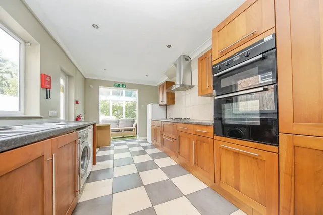 Foxhall Road, Ipswich, IP3, photo 2