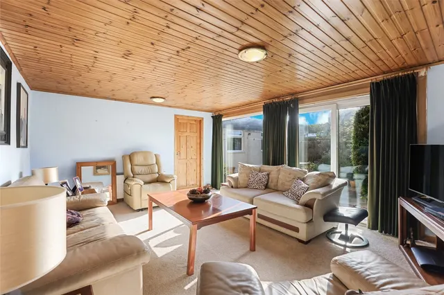Photo 2 — Alder Road, Cumbernauld, Glasgow, North Lanarkshire, G67