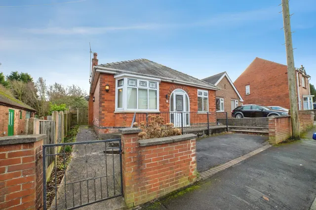 Park Street, Heanor, DE75, photo 1