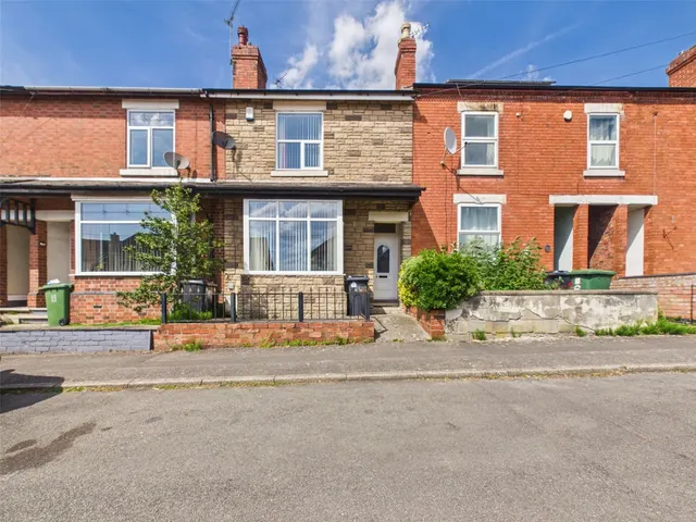Ash Mount Road, Langley Mill, NG16, photo 1
