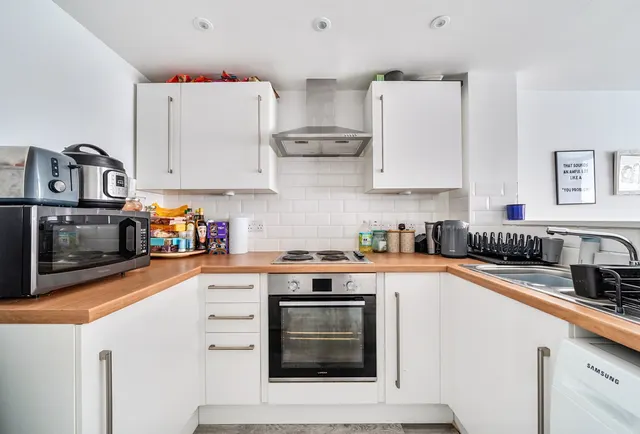 Dougall Close, Tunbridge Wells, TN2 3GN, photo 1