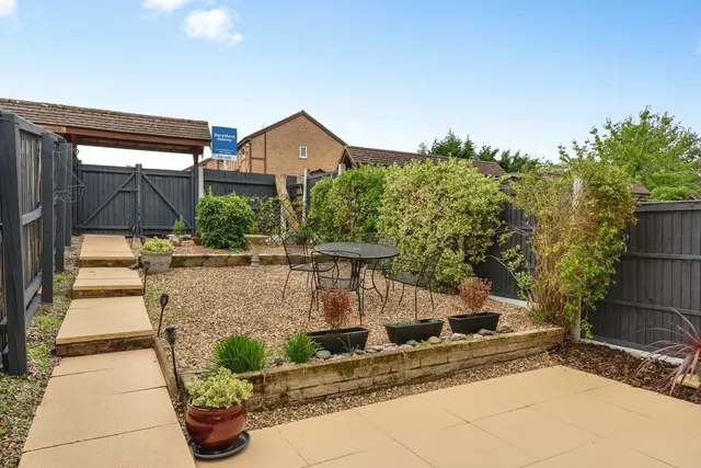 Lucerne Close, Huntington, CH3, photo 2