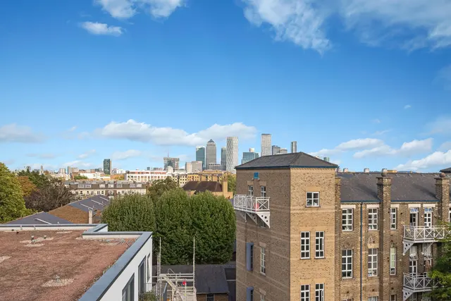 Raine Street, London, E1W, photo 3