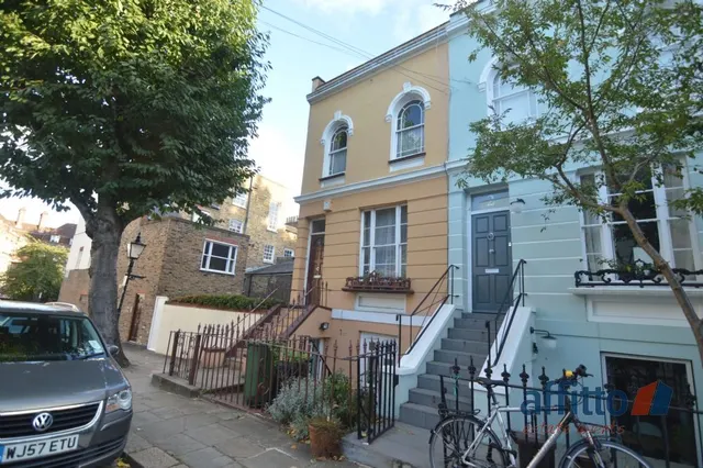 Chalk Farm, London, NW5 3QE, photo 1