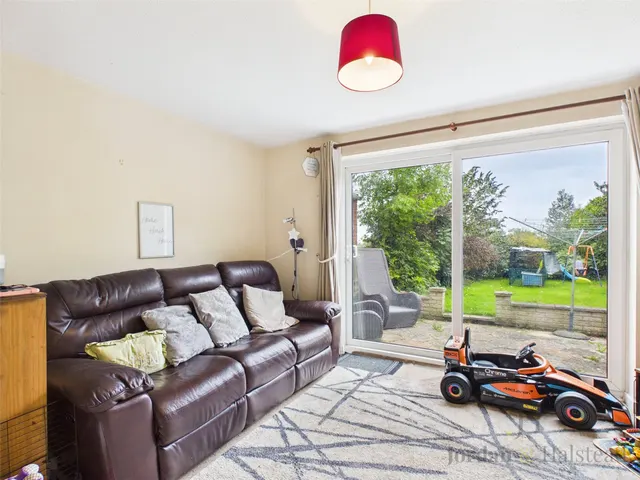 Photo 3 — Pasture Close, Kelsall, Tarporley, Cheshire, CW6 0PN