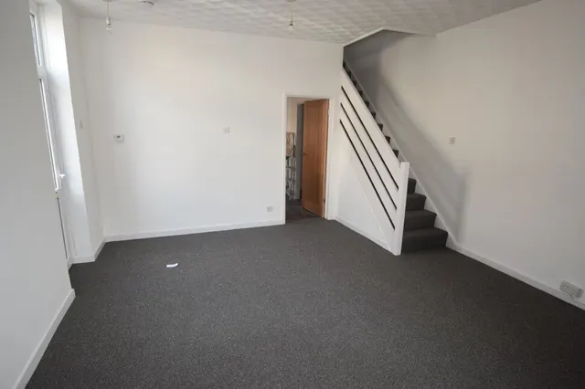 Lynton Grove, Portsmouth, PO3, photo 2