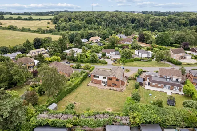 Highclere Drive, Hemel Hempstead, HP3, photo 1