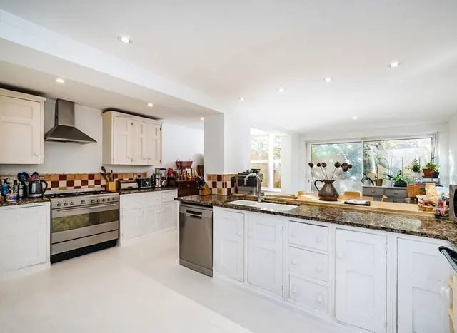 Radipole Road, Fulham, SW6, photo 3